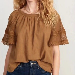 Old Navy flutter sleeve blouse size Medium
